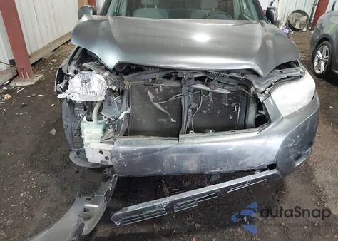 2010 Toyota Highlander Base V6 from USA, damaged, VIN 5TDBK3EH6AS035837